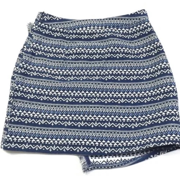 One Way Navy + White Southwestern Geo Fringe Mini Skirt 4 - Picture 7 of 7